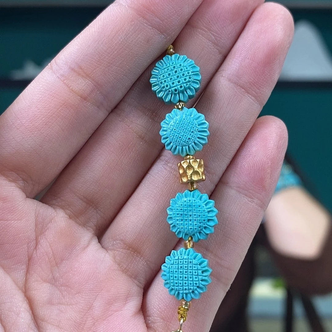 绿松石未镶嵌挂件