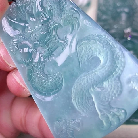 【闪购商品】翡翠未镶嵌吊坠(不含链)