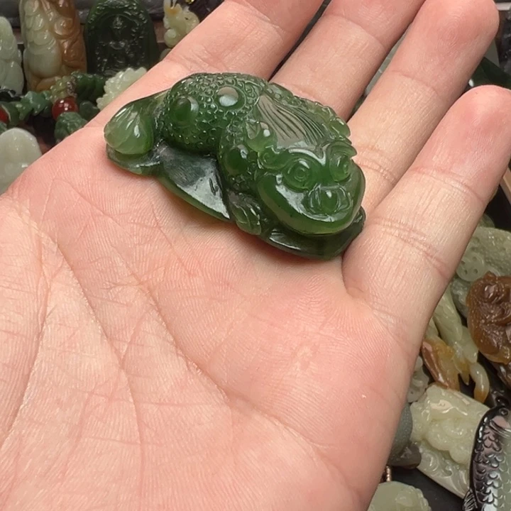 未镶嵌和田玉挂件