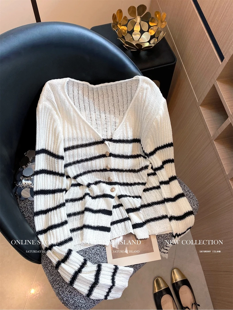 设计感撞色条纹V领针织开衫女2025秋季新款外穿软糯显瘦短款外套