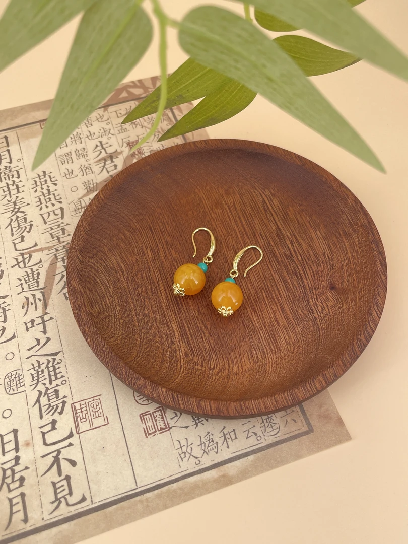 R102蜜糖红经典款耳坠新老款随机发