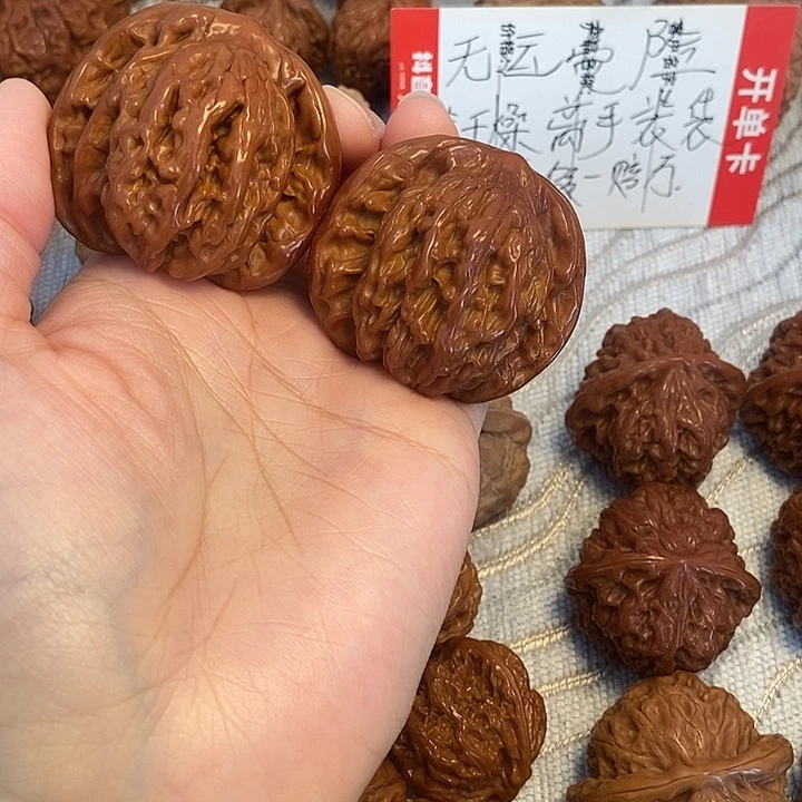 吊坠文玩核桃45虎头