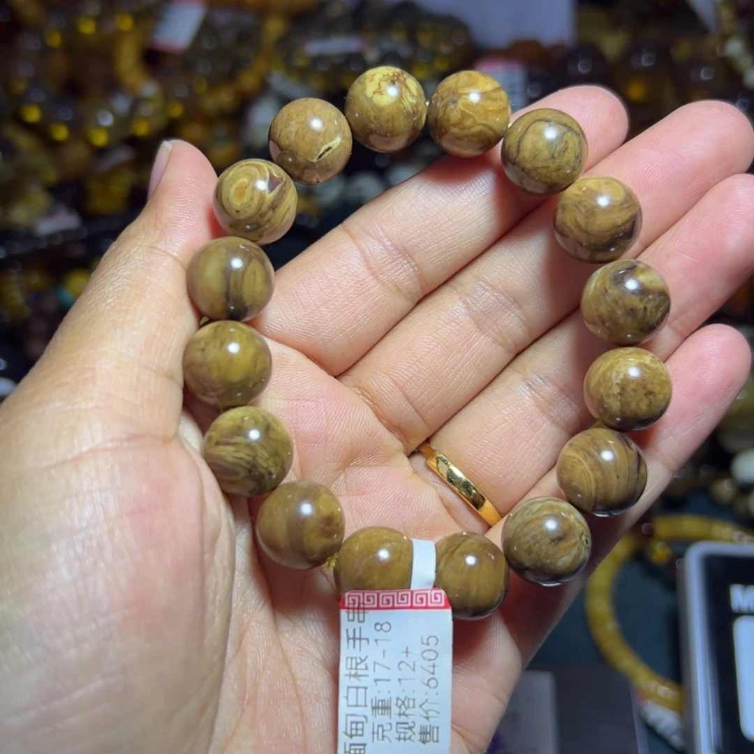 未镶嵌琥珀珠宝奇石743