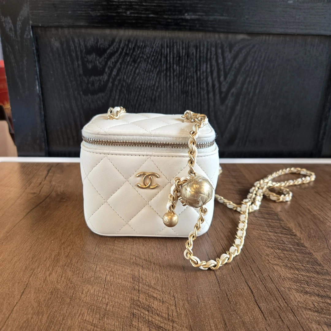 95新 Chanel/香奈儿 白金金球化妆盒单肩斜挎包