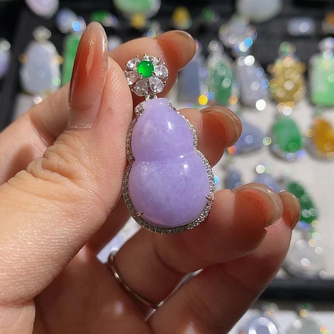 翡翠颈饰银S925镶嵌天然翡翠