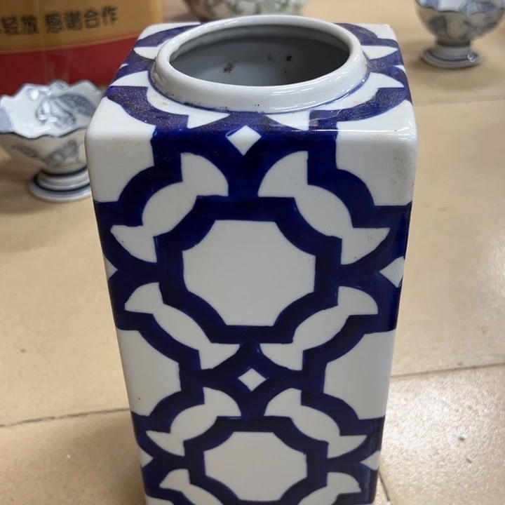瓷片瑕疵陶瓷。。。。。。。。。。。。。。