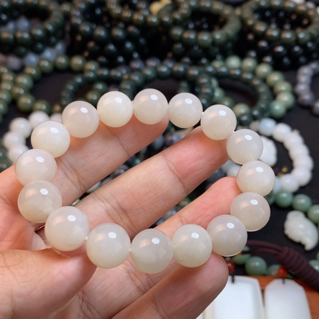 和田玉手串未镶嵌