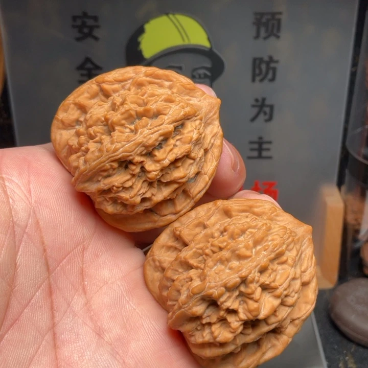 吊坠文玩核桃麦穗虎头42全品46克