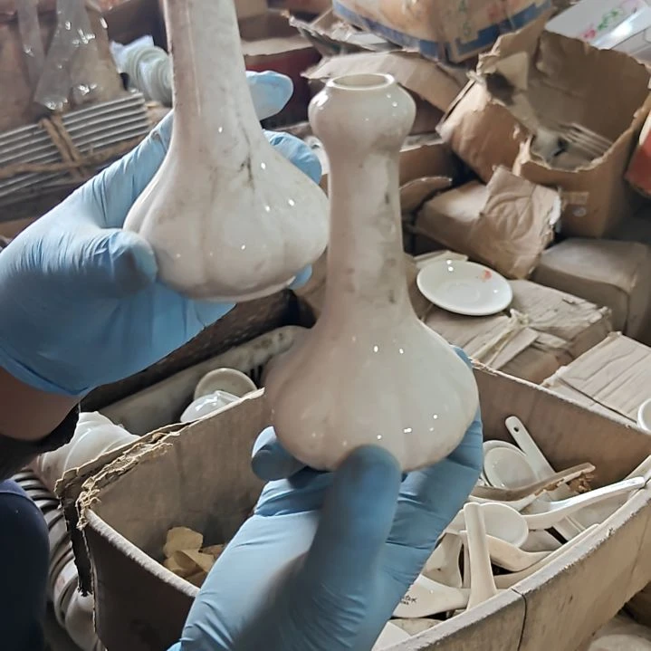 摆件陶瓷盘子碗啥都有