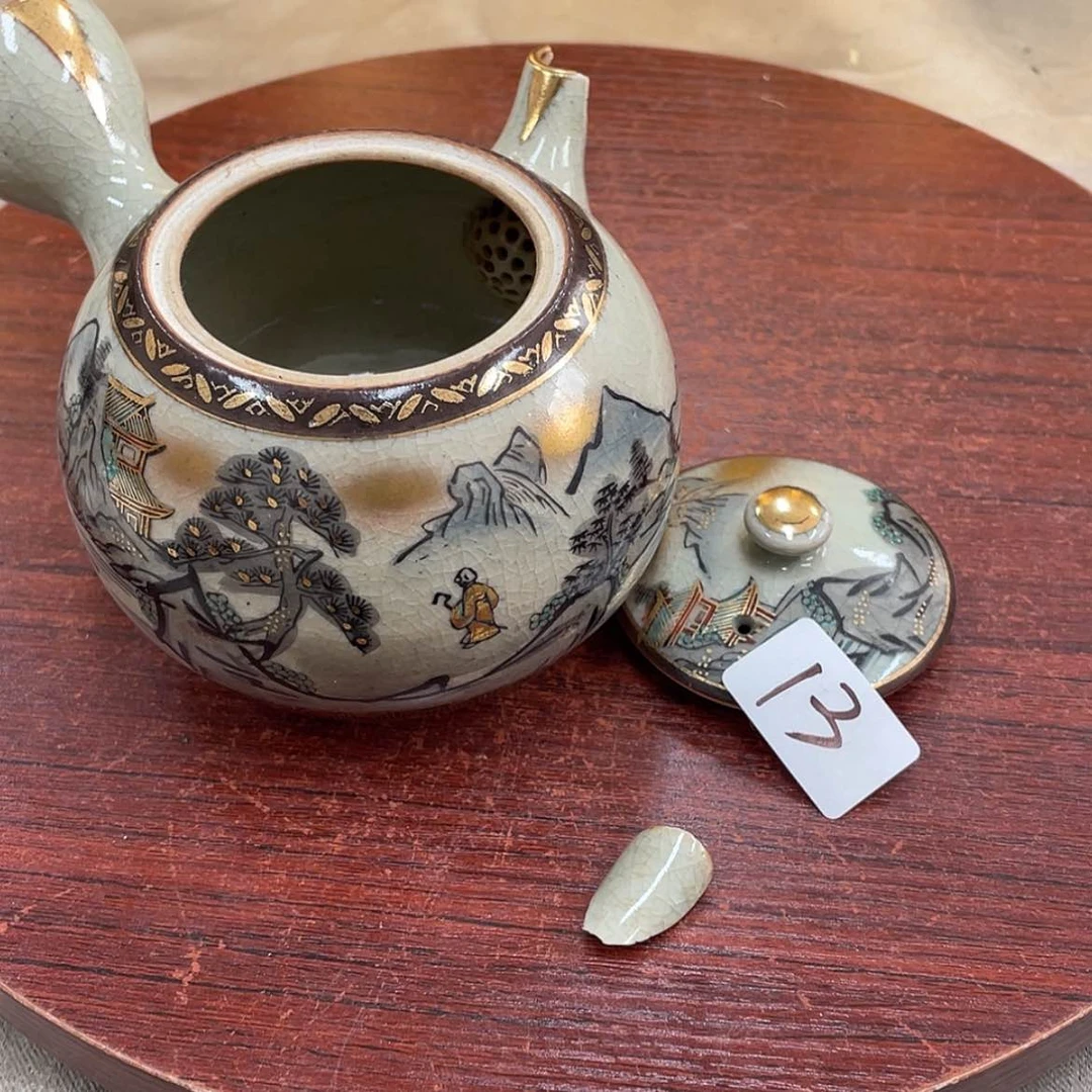 【闪购商品】路***。瑕疵_ 回流物品，不是全新