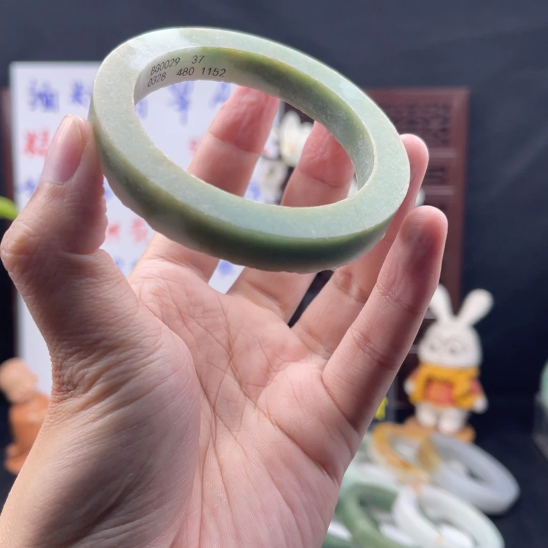 定制翡翠未镶嵌正圈56
