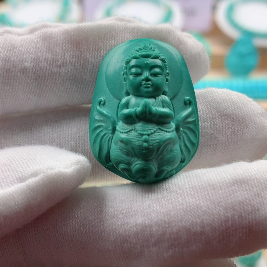 绿松石配饰未镶嵌