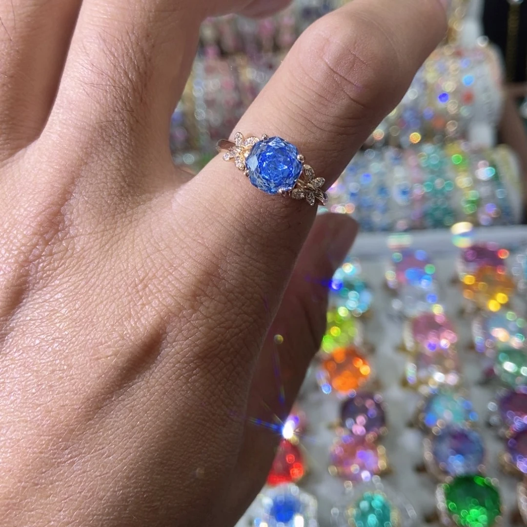 66锆石（处理）戒指