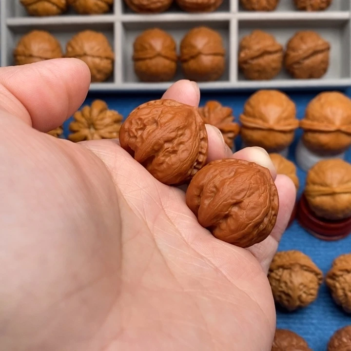 大***轩文玩核桃把件精品小手捻