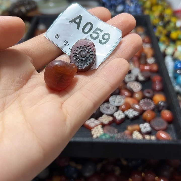 七***七玛瑙/玉髓颈饰未镶嵌