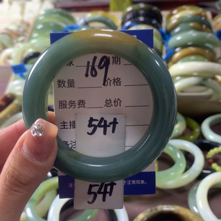 时***签蛇纹石玉未镶嵌手镯169