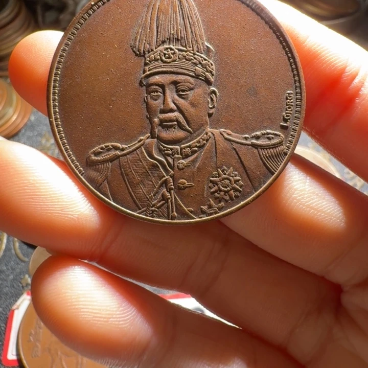 飞***风一枚工艺制品铜币摆件