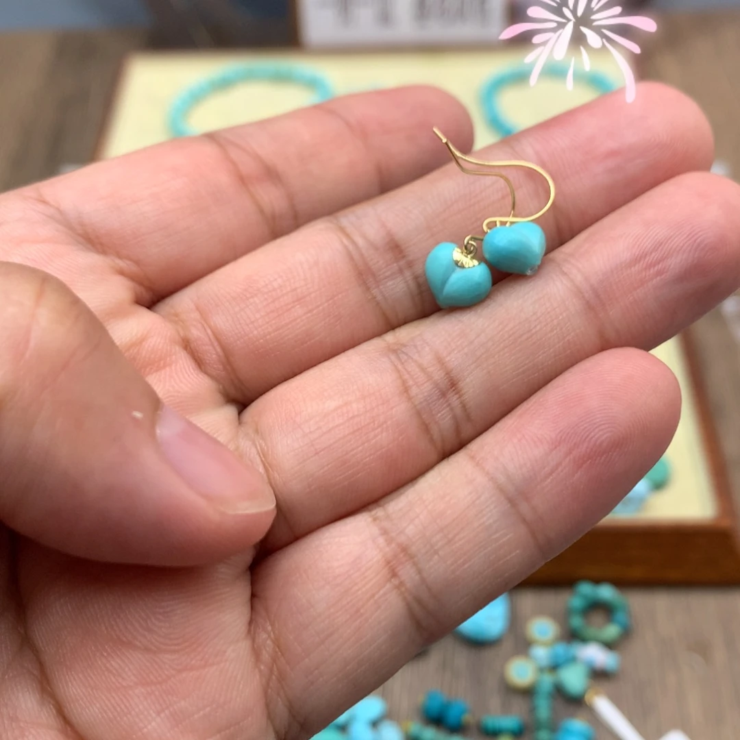 欣***欣绿松石18K金镶嵌6配饰