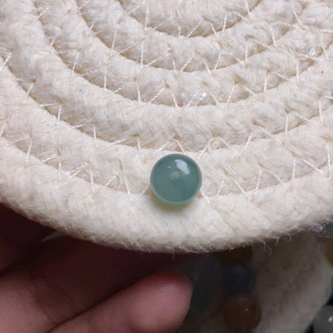 翡翠散珠8.5×5.8天然翡翠A货散珠