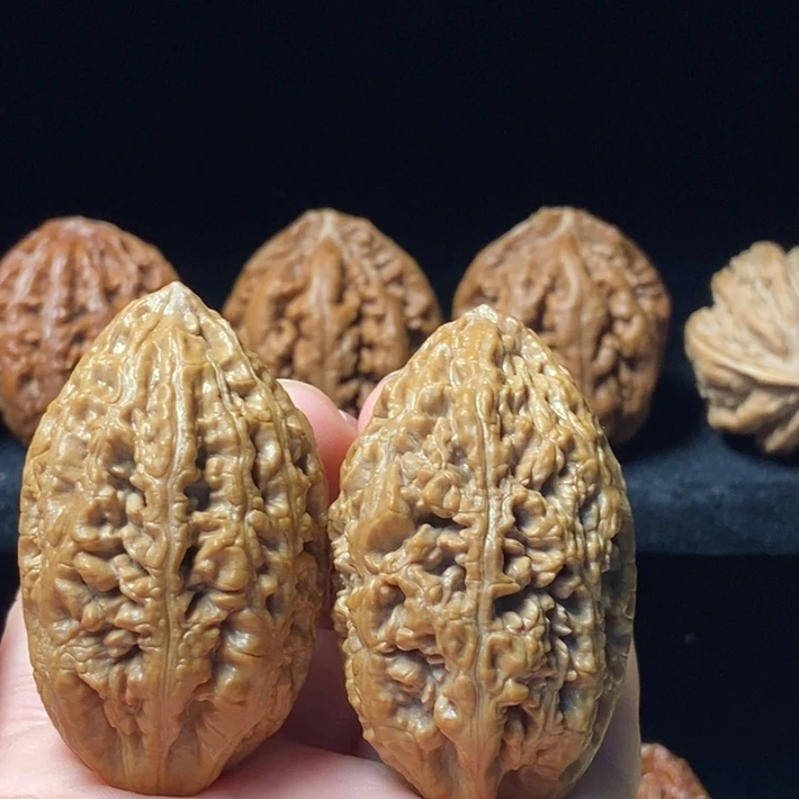 梧***铺文玩核桃把件金梭子