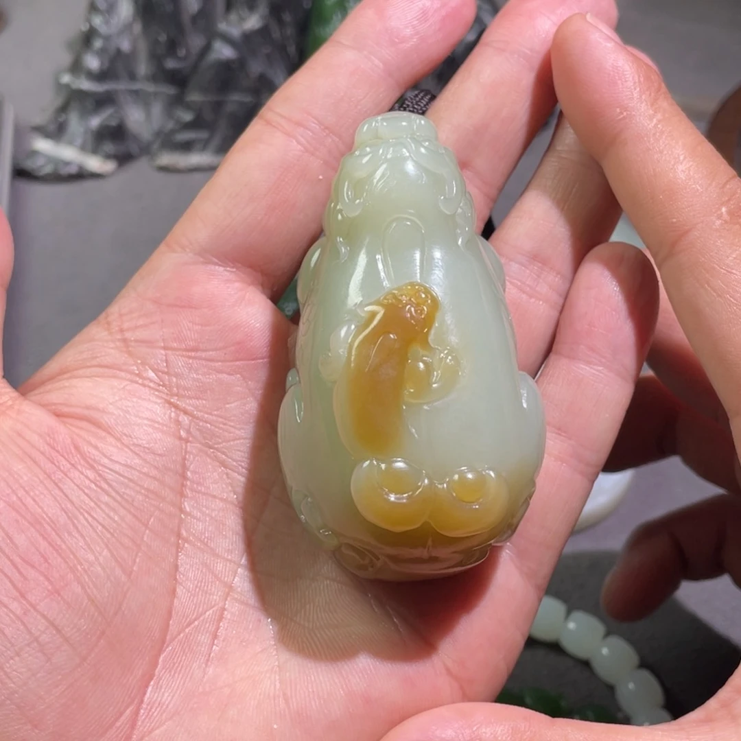 和田玉未镶嵌颈饰G***d