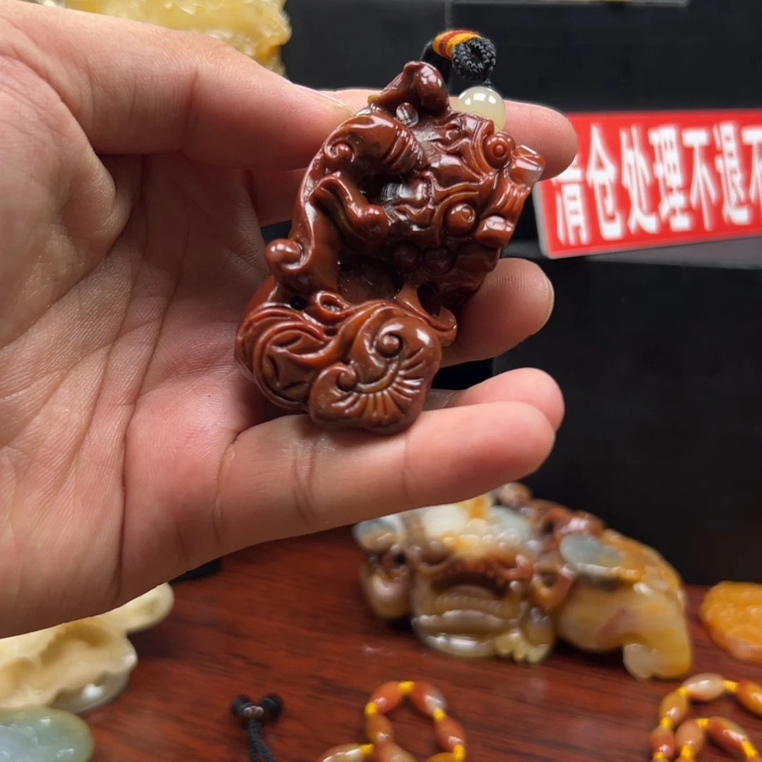 石英质玉（黄龙玉）未镶嵌多样性发货，发其一
