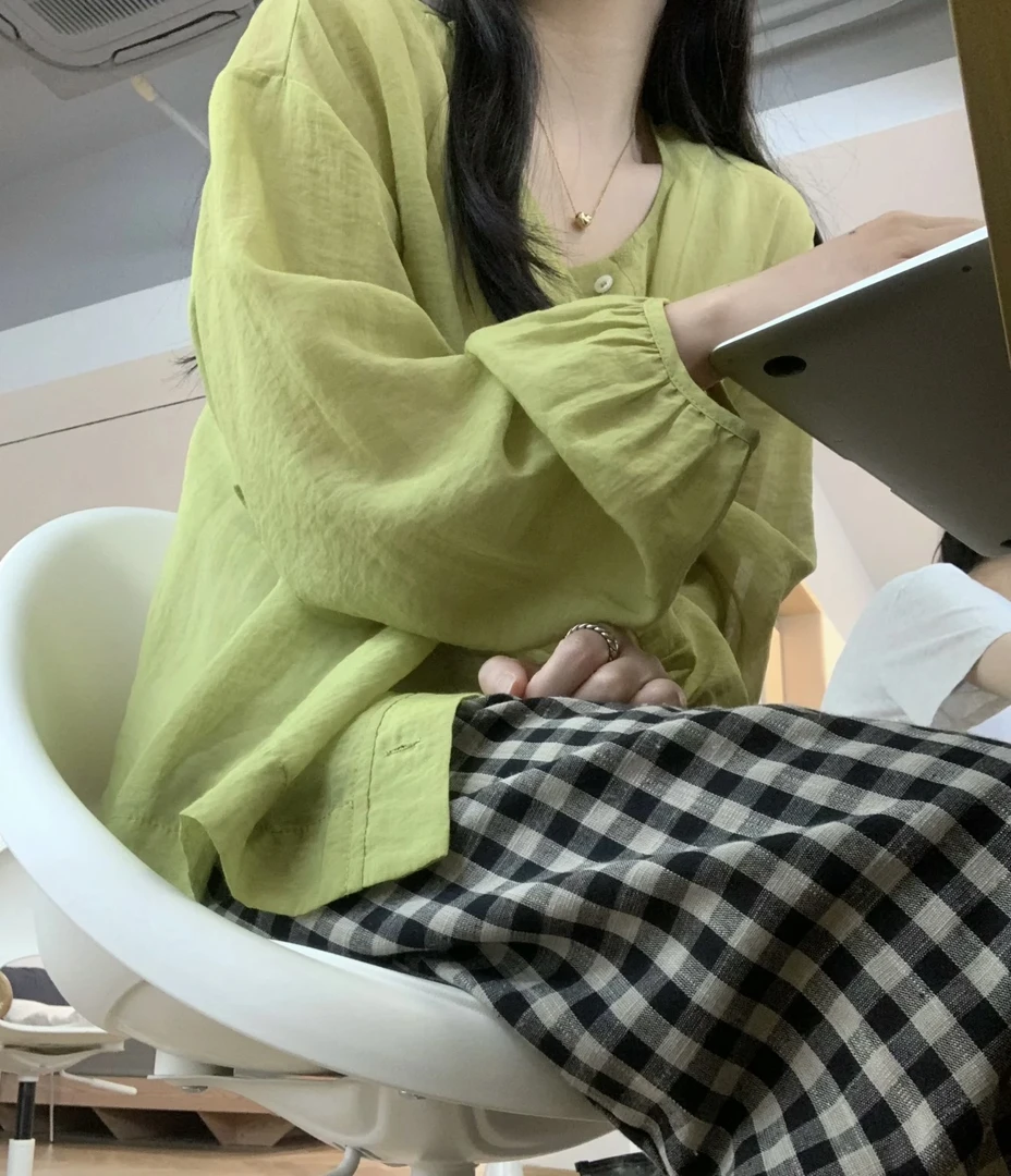 韩系黄绿色圆领薄款防晒衬衫外套女夏季宽松慵懒风单排扣衬衣开衫