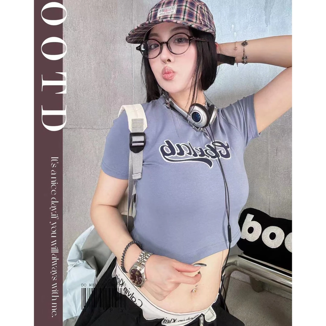 【宠粉品】9月26号上午10：00【CBX贤子-生日趴专场！】修身短袖