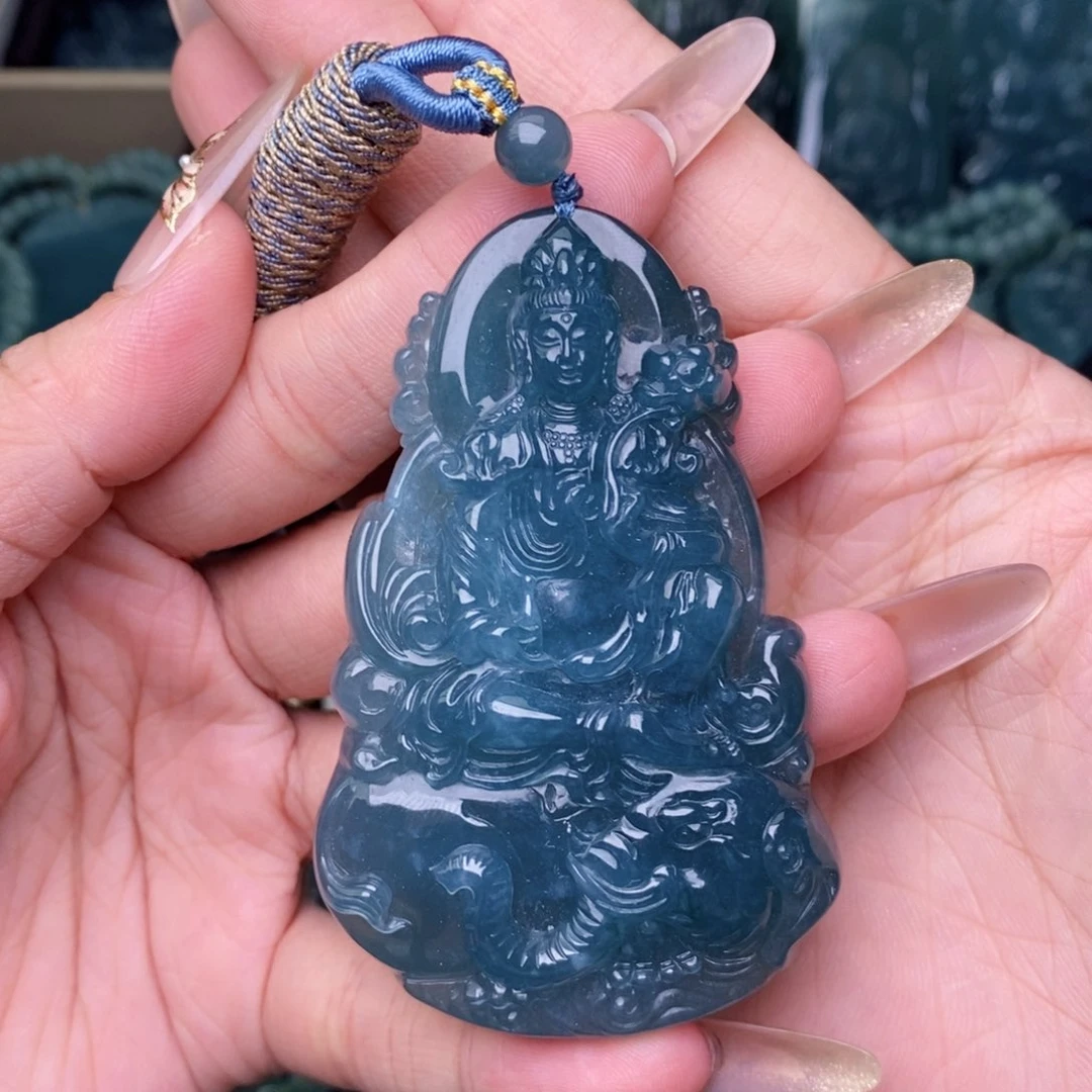 翡翠未镶嵌颈饰