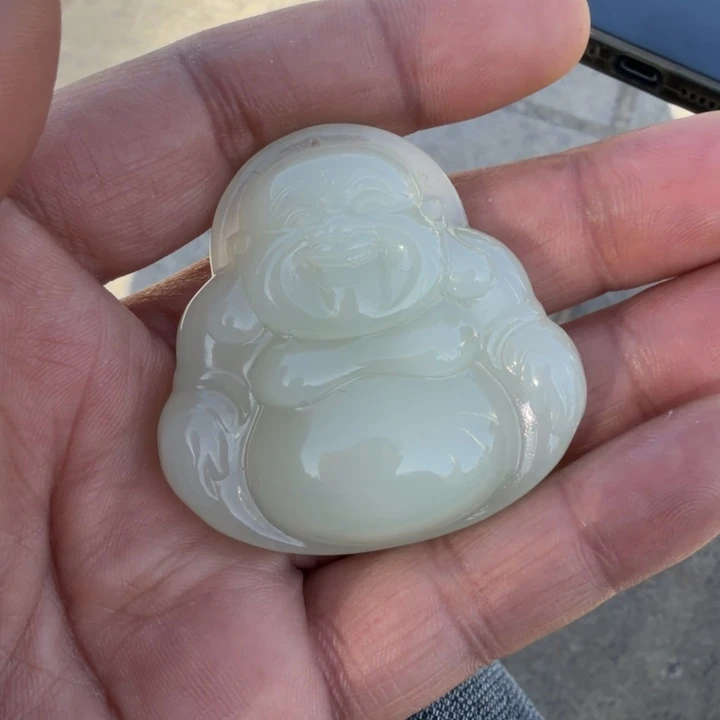 *****和田玉未镶嵌颈饰