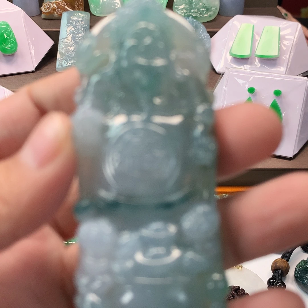 翡翠未镶嵌颈饰吊坠