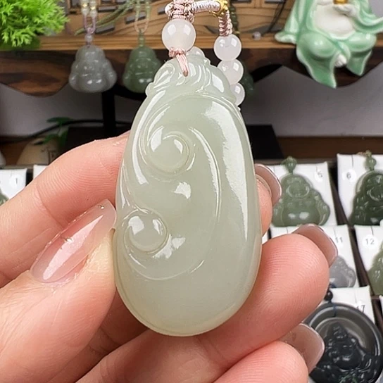 和田玉吊坠(赠链)未镶嵌