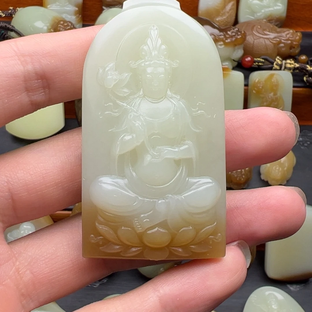 颈饰未镶嵌和田玉