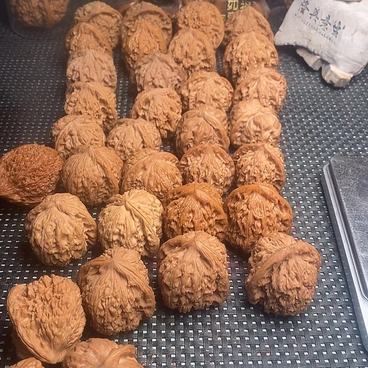 上***虎全品无修文玩核桃