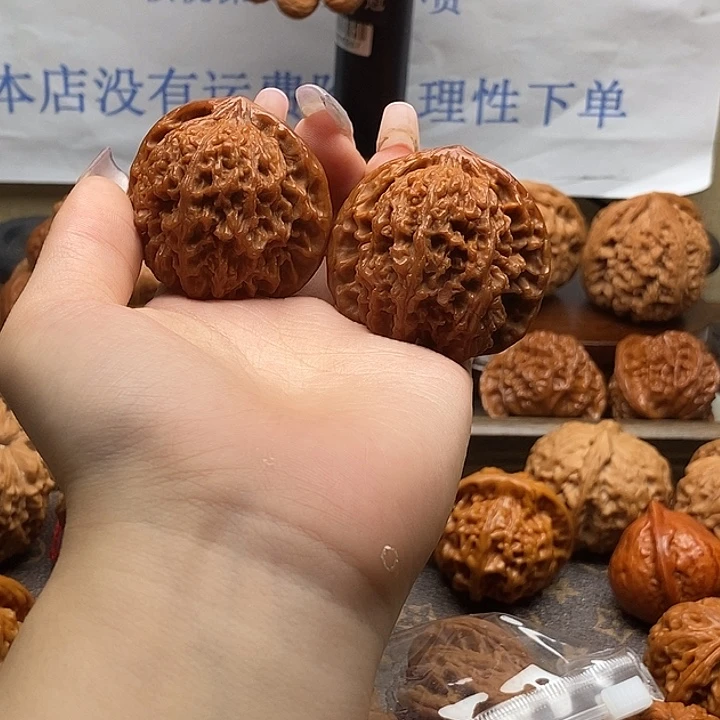 半***頭桃核吊坠核桃哈哈哈