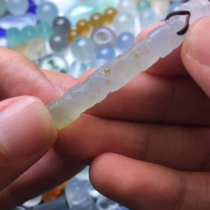 未镶嵌定制翡翠挂件