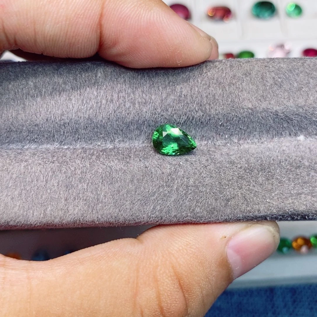 碧玺裸石未镶嵌铬碧玺1.2克拉