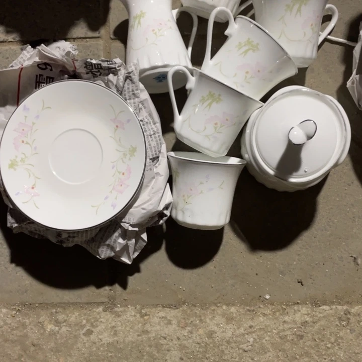 @***夏摆件陶瓷盘子碗砂锅都有