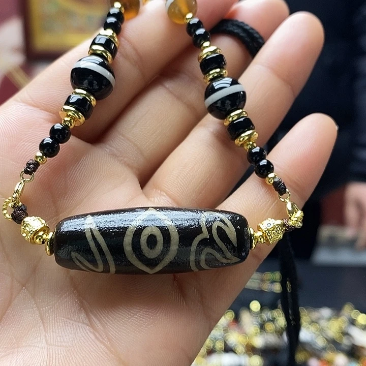玛瑙/玉髓合金颈饰