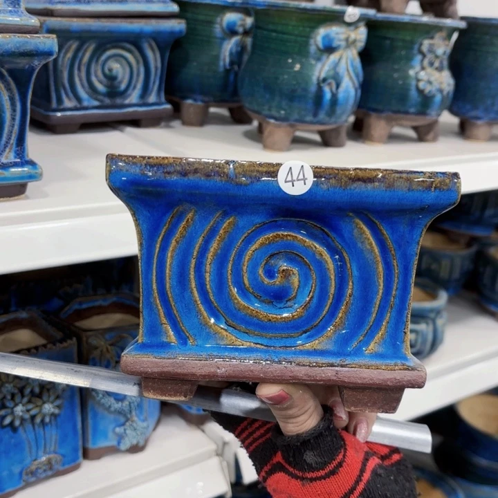 红陶内敛的人是不可能有