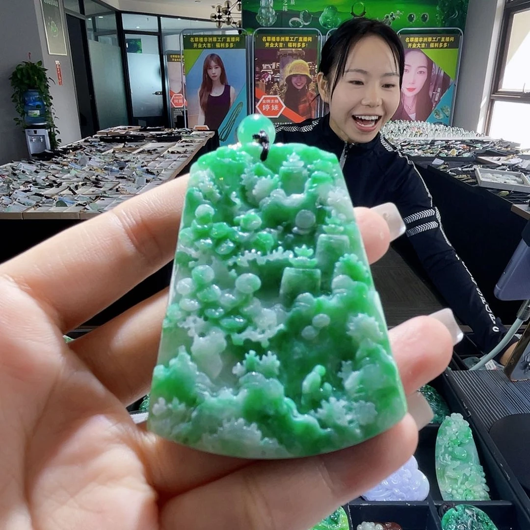 颈饰未镶嵌翡翠一