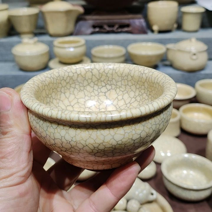 龚东华老师梅花墨纹作品