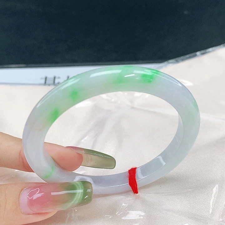 翡翠未镶嵌手镯圈54，04221