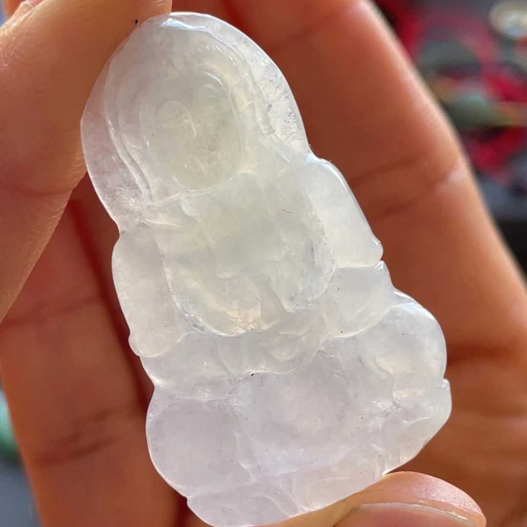 翡翠颈饰未镶嵌观音