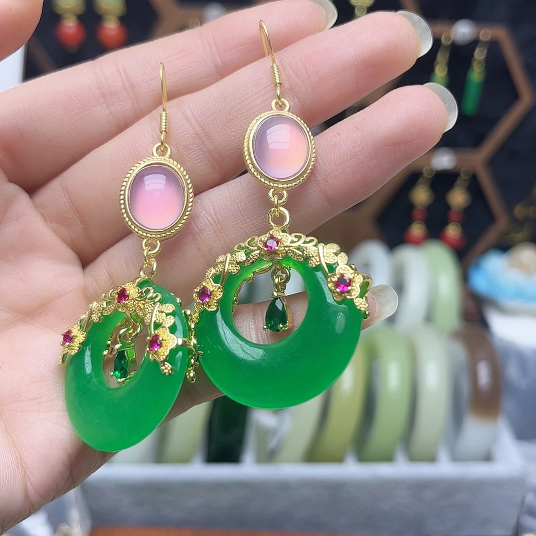 翡翠未镶嵌耳饰绿