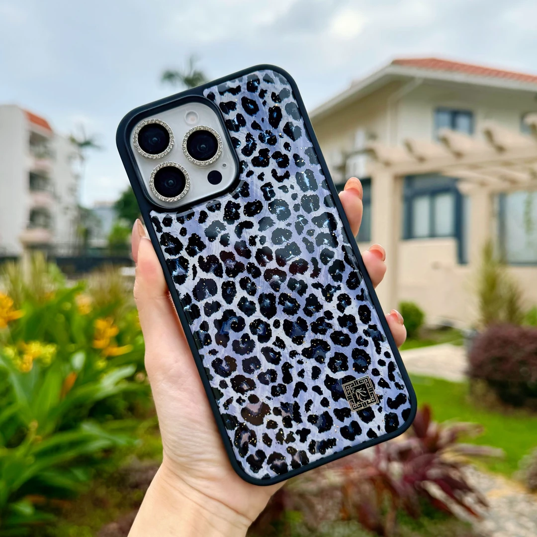 适用苹果华为松弛感高端手机壳各型号雪豹+美洲豹纹欧式壳