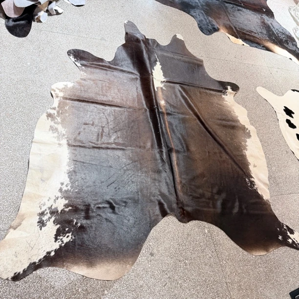 【本尼家】A48牛皮地毯230*210cm