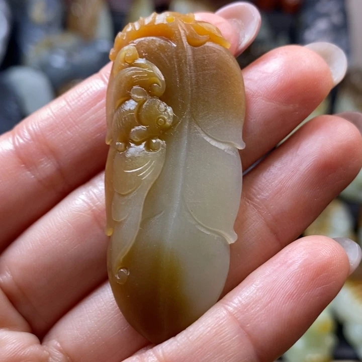 和田玉未镶嵌挂件