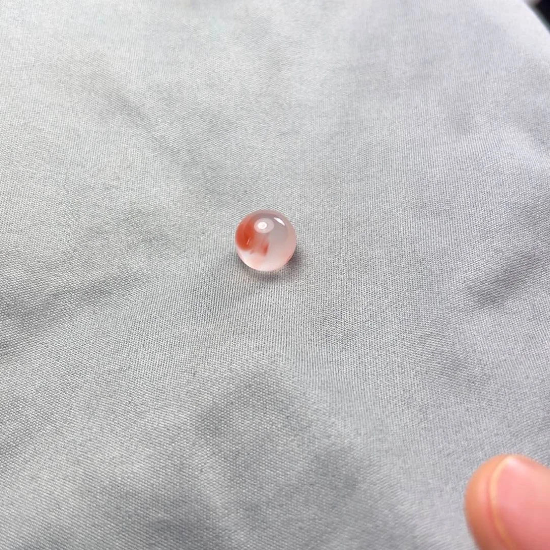 南红玛瑙冰飘圆珠未镶嵌