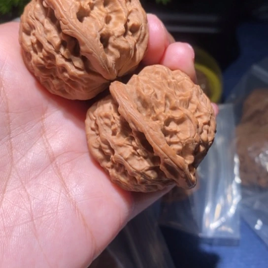 【闪购商品】吊坠文玩核桃哒***困红十字